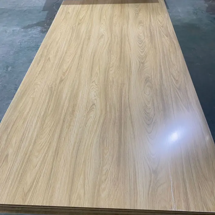 Tavola di legno ignifuga